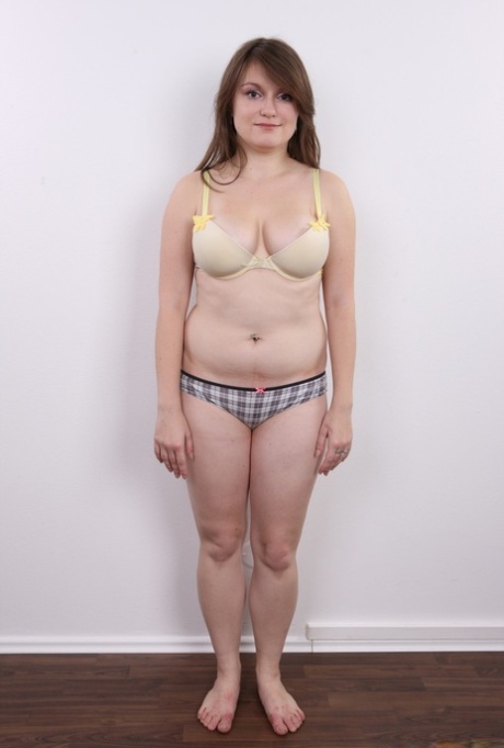 amateur fat blonde mom pretty img