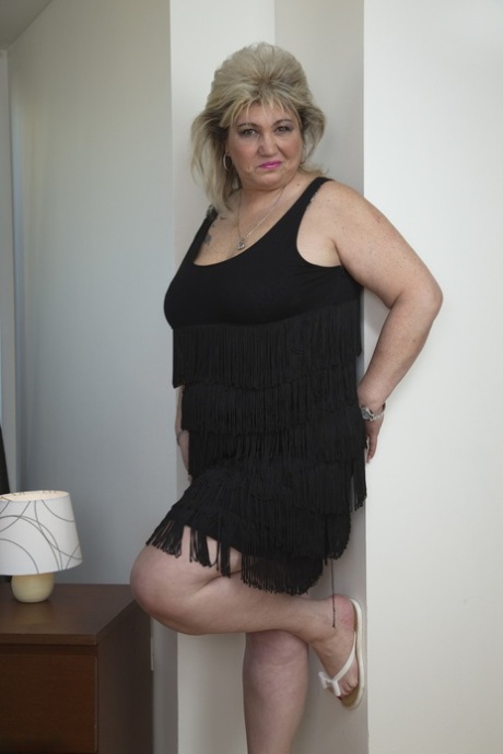 horny curvy wife beautiful porn pics