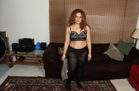 thick step cousin exclusive photos
