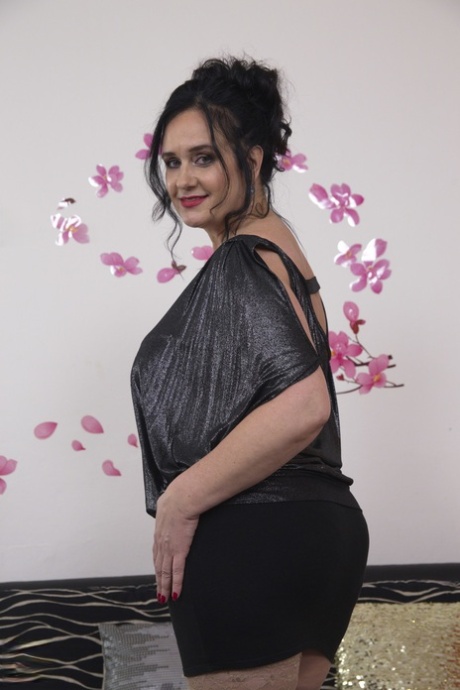 misari bbw big boobs hot naked picture