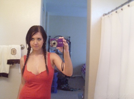 curvy hotwife fucked by personal trainer pornographic photo