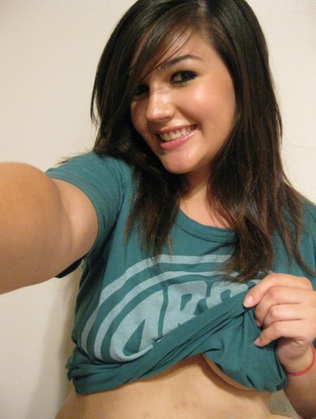 sexy thick wife adult gallery