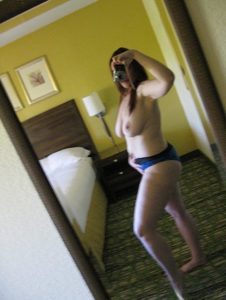 lesbian big ass strapon pornos images