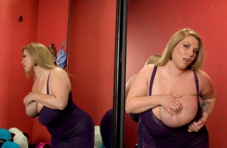 thick milfs lesbian porno archive