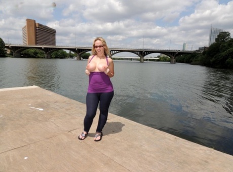 fat naked white woman beautiful xxx picture