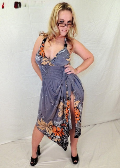 fat granny francesca and santa art nude gallery