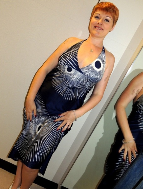 bbw fitting room free xxx image
