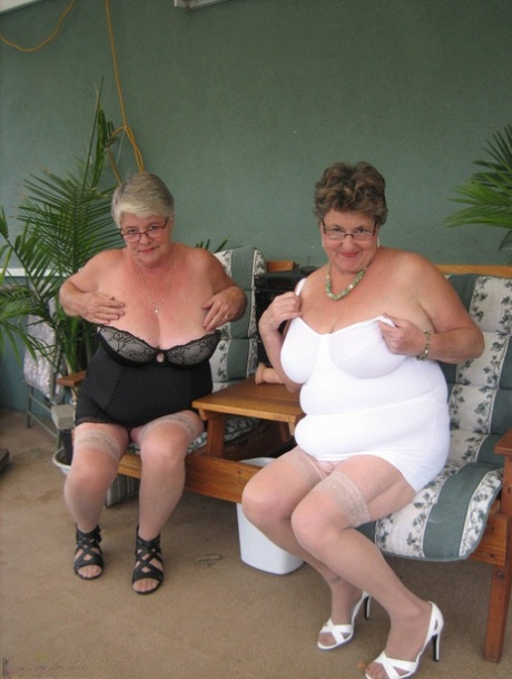 american hamburger big fat juicy girl beautiful naked img