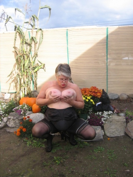 my friends husband chubby sexy pictures