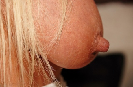 big ass mature mother pornos picture