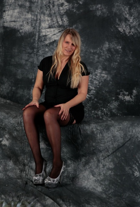 cum mouth amature fat groupe sexy naked pics