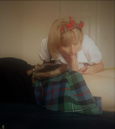 chubby brit maid lucy pussyfucked pretty image