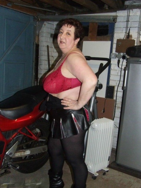 hottest fat beautiful naked galleries