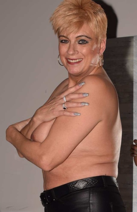 fat old naked ladies sexy naked gallery
