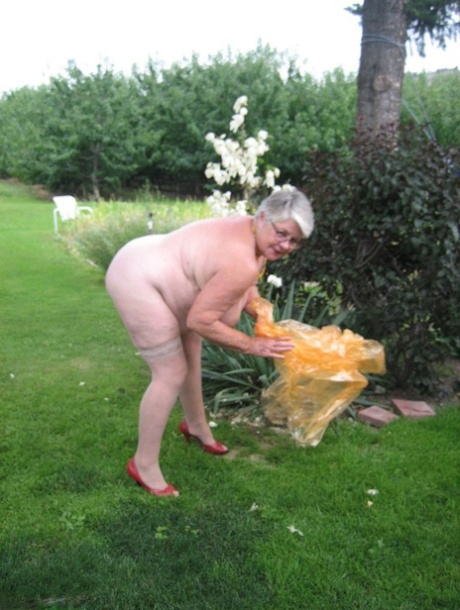 thick thigh blonde beautiful nude pic