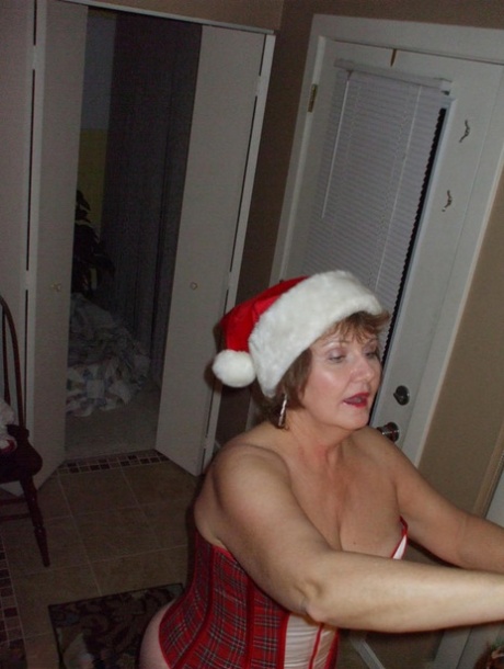 fat lorraine porn galleries