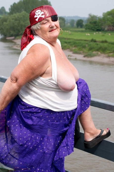beautiful fat aunti xxx sexy nudes pic