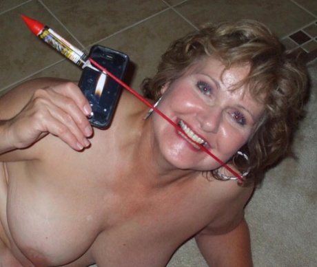 fat lesbian dom free pictures