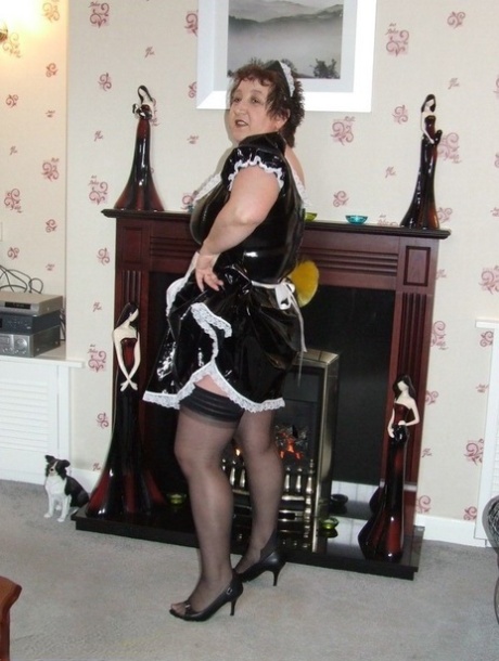 thick mature creampie top pics