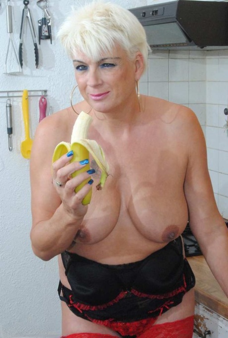ssbbw weighs in after an extremely fattening cruise porn erotic image