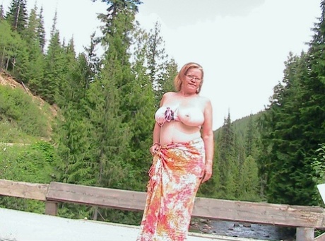 carmella bbw beautiful pictures