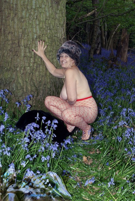 plump non nude teens erotic image