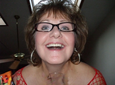 plump woeman looking for sex hd img