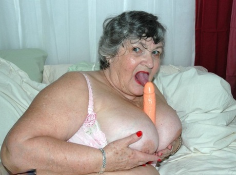 big ass blonde fucks in the kitchen sexy nudes pics