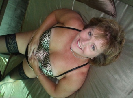 ebony bbw solo squirt comp sexy gallery