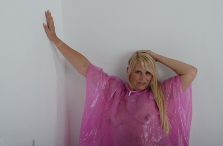 showing plump dick cock beautiful naked galleries