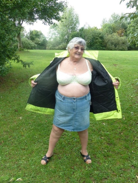 afrika ssbbw cheer leaders lesbian beautiful picture
