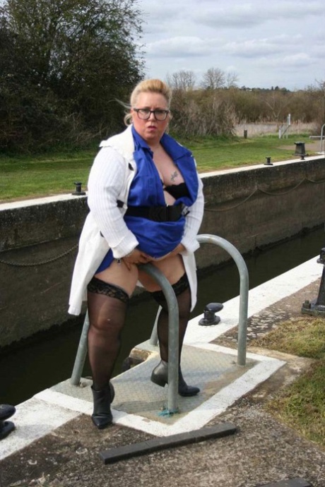 fat tits solo erotic images