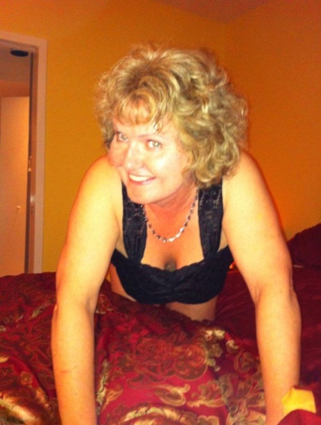 fat blonde fucks hubby pornos pics