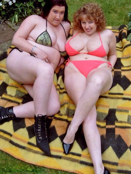 bbw sucking dildo blonde sex photo