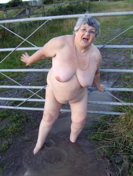 bbw mom pussy top gallery