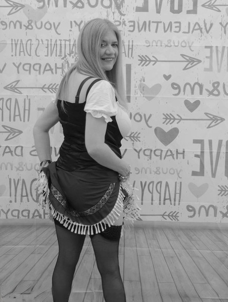 german chubby mom anal erotic picture
