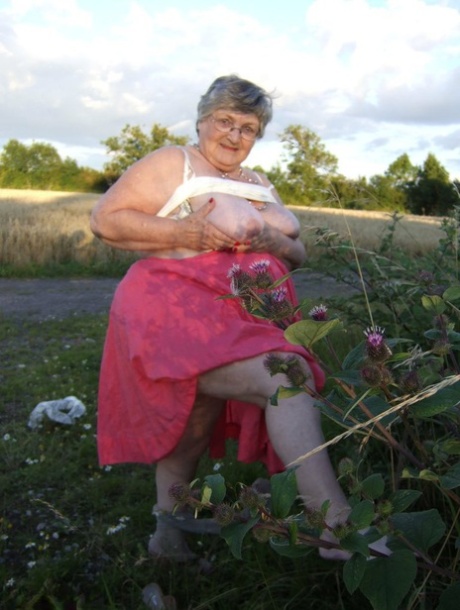 old fat filthy slut milf art porn pictures