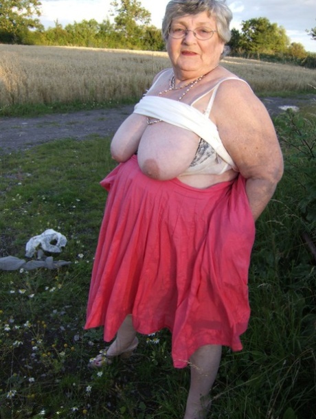 bbw diana 42gg natural tits free sex pictures