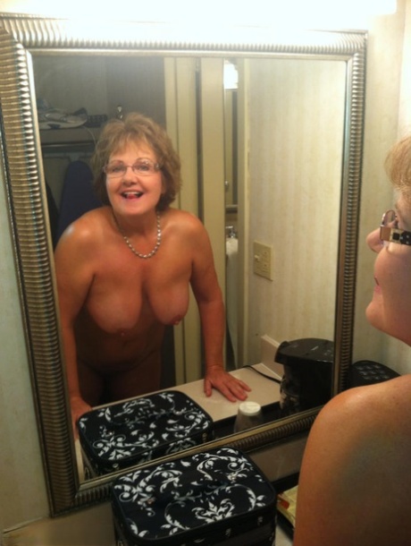 most beautiful bbw art naked photo