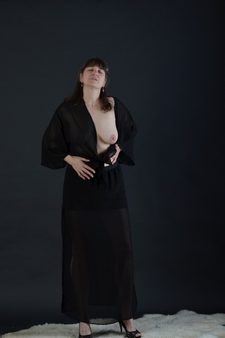 fat menstrual pussy fetish art nude image