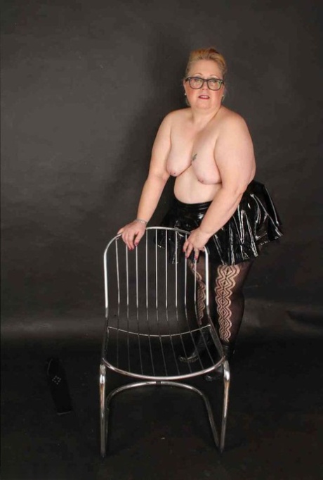 blonde bbw milf sloppy blowjob beautiful nude photo