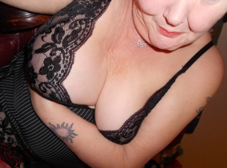 qkite neauty mom big ass beautiful naked pic