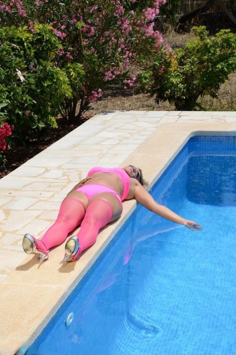 curvy redhead latina gets her big ass fucked xxx pics