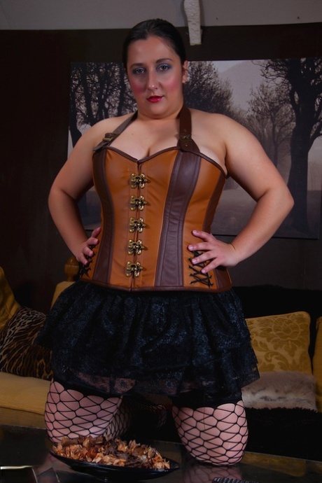 solo bbw watching hot img
