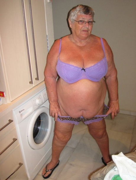 casting curvy jewell free sexy galleries