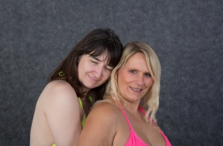 samantha kiss bbw erotic image