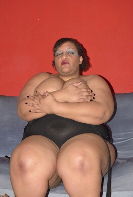curvy midwest hot picture