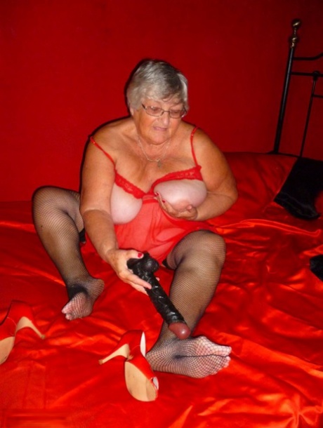 agressive bbw art nude picture