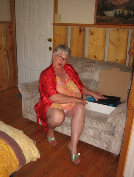 bbw barista hot nude images