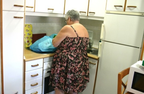 fat girl gets fisted beautiful nude pictures